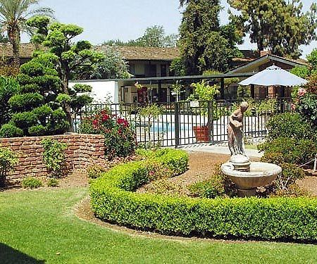 Lamp Liter Inn Visalia Bagian luar foto